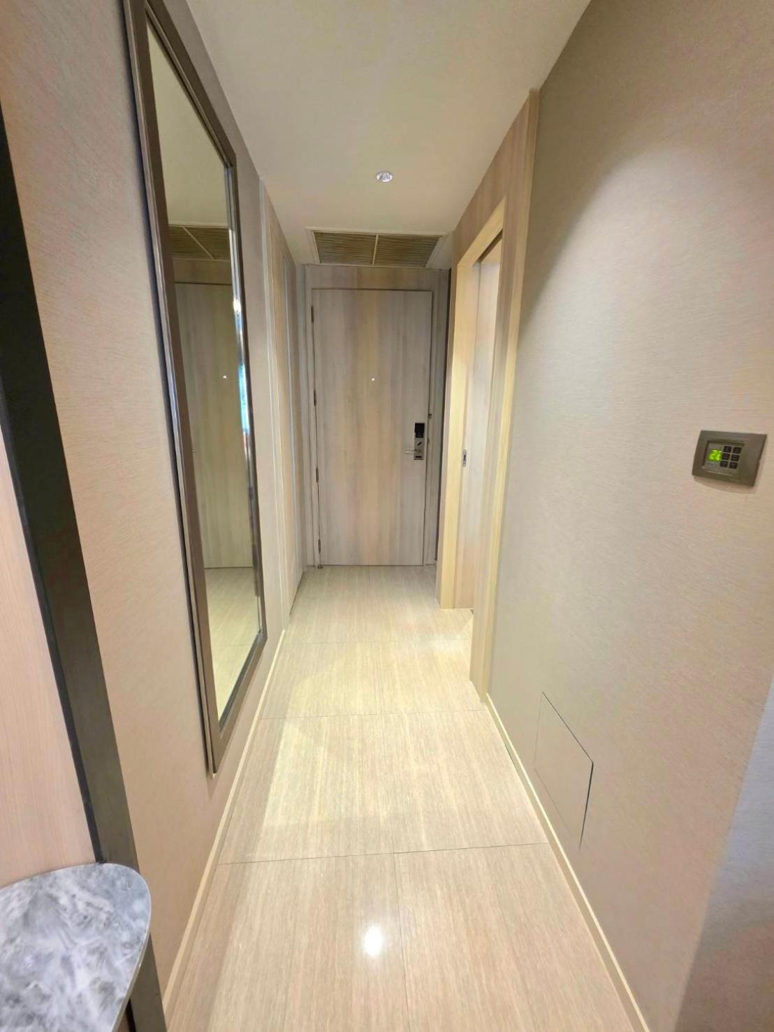 Graceland Bangkok By Grace Hotel - Sha Extra Plus Exteriör bild